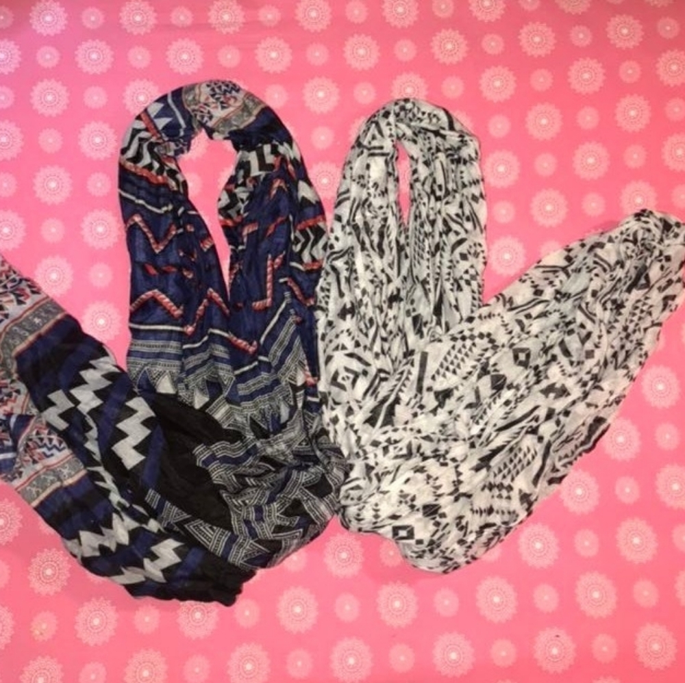 Lot of 2 Charlotte Russe scarves